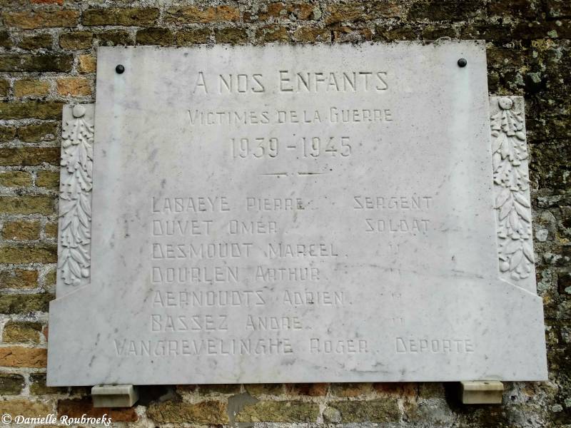 13RubrouckChurchyard.jpg