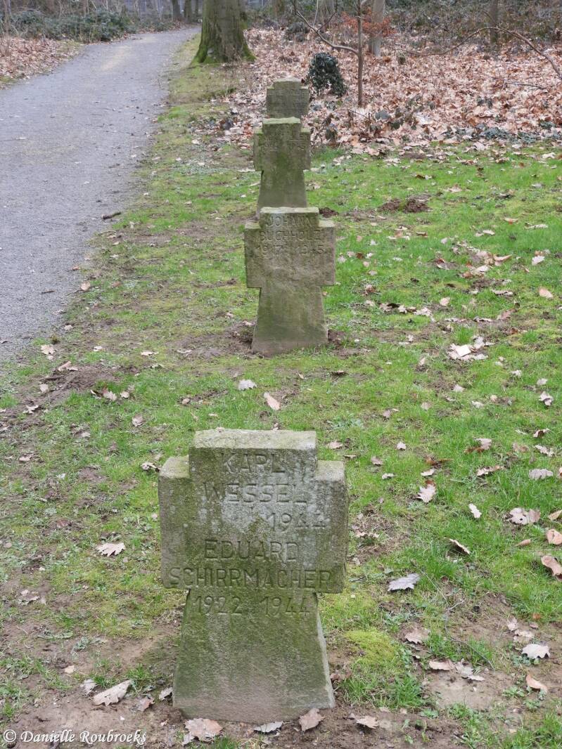 13wickrathwarcemeteryzo12feb23.jpg