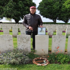 14-cabaret-rouge-lt-kennedy-di6mei25-standard.jpg