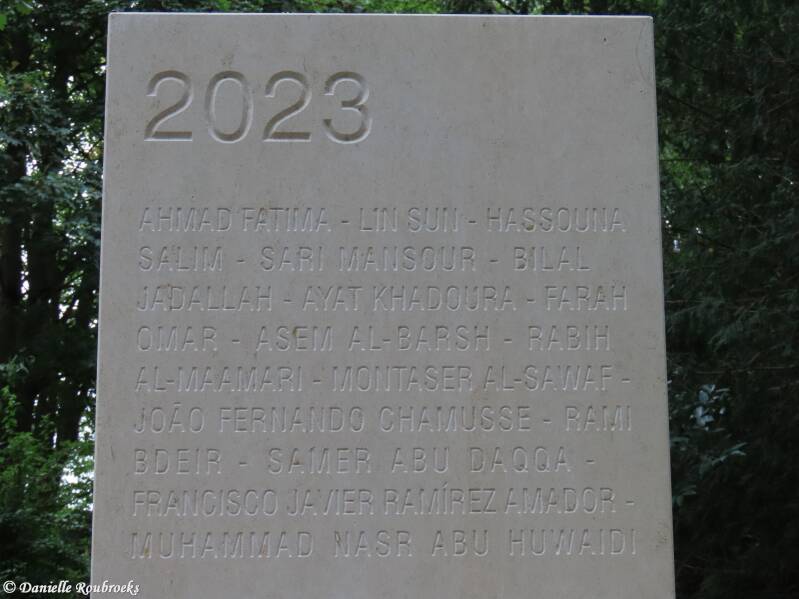 15-bayeux-repoerters-memorial-za30aug25-standard.jpg