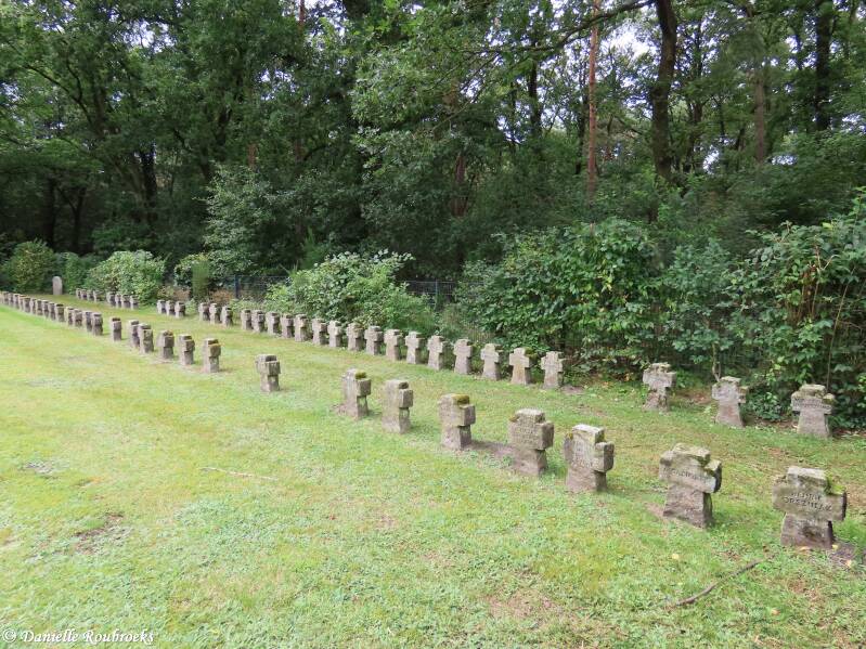 15-gro-enkneten-friedhof-woe24jul24-standard.jpg