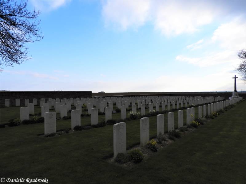 15BronfayFarmMCBray-sur-Somme.jpg