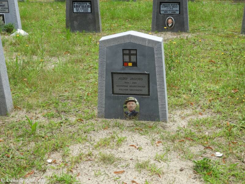 166GentWesterbegraafplaatsza14aug21.jpg