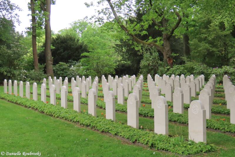 17-d-sseldorf-dodenherdenking-ma4mei26-standard.jpg