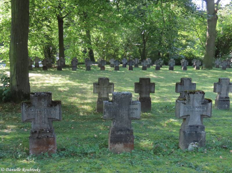 17-erfurt-friedhof-do29aug24-standard.jpg
