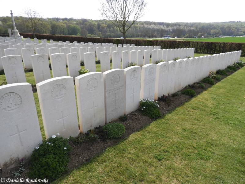 18AdelaideCemeteryVillers-Bretonneuxwoe12apr17.jpg