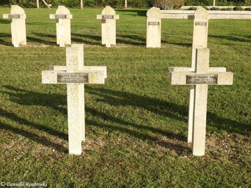 18Clery-sur-SommeFdi28sep21.jpg