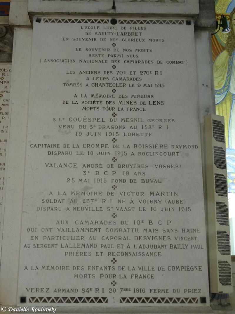 18NotreDamedeLorettewoe8ma17.jpg