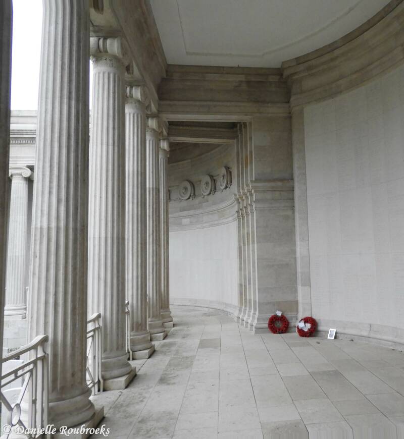 18Vis-en-ArtoisMemorial17-18.jpg