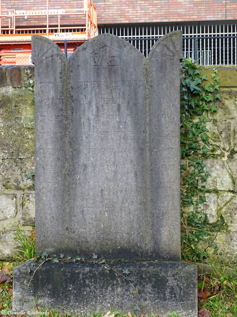 18gulpenjoodsebegraafplaatswoe20dec23.jpg