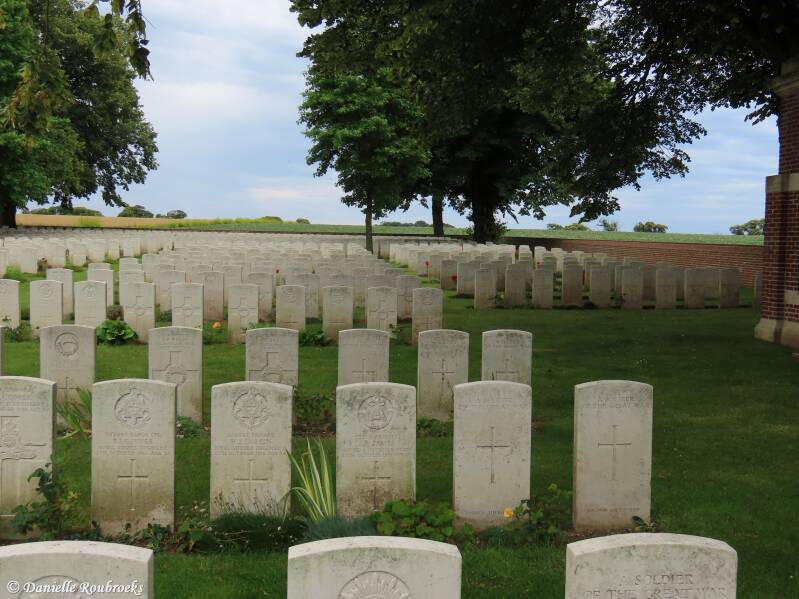 19-euston-road-cemetery-ma15jul24-standard.jpg
