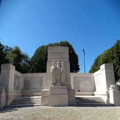 01soissonsmemorialwoe6sep23.jpg