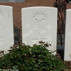 04SebourgComCem.jpg