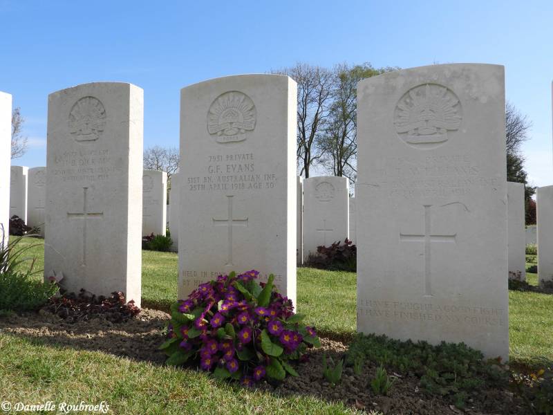 21AdelaideCemeteryVillers-Bretonneuxwoe12apr17.jpg