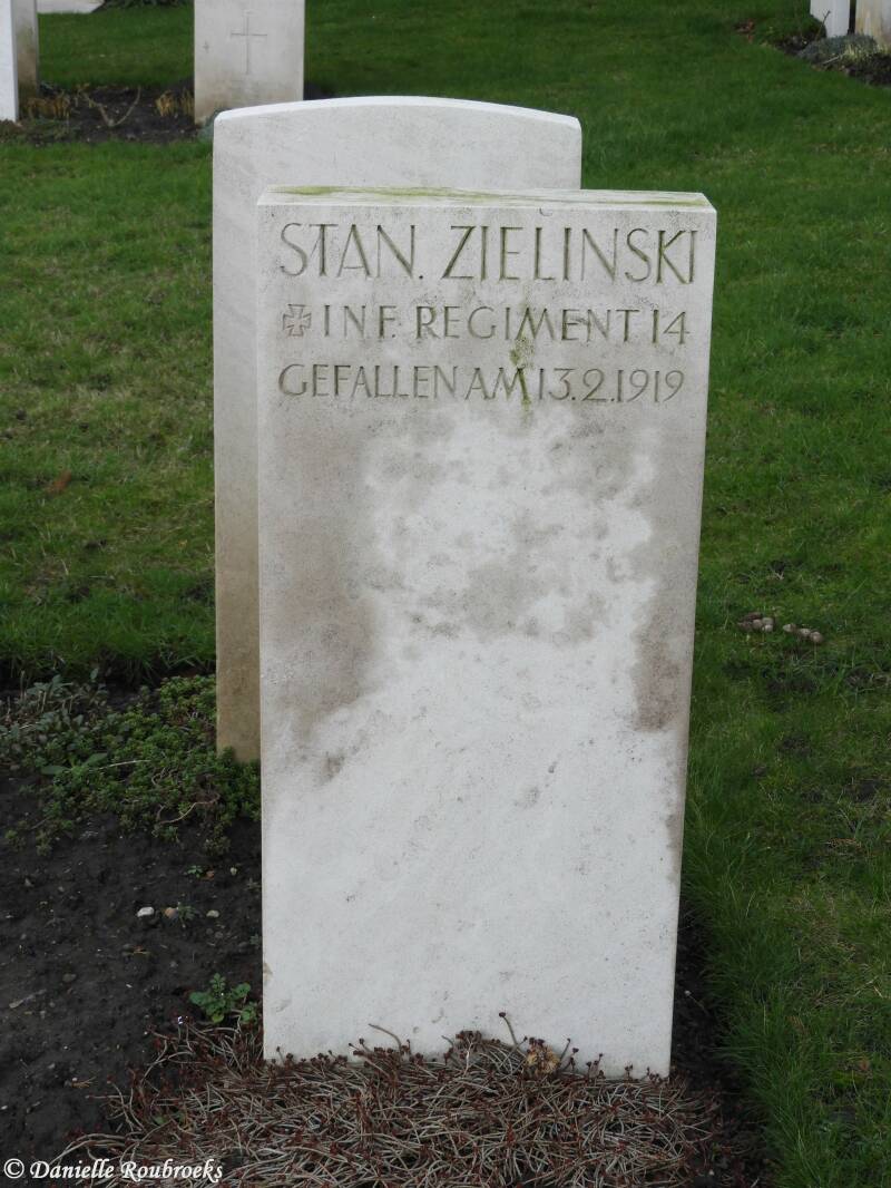 21CharleroiCommunalzo21feb21CWGC.jpg