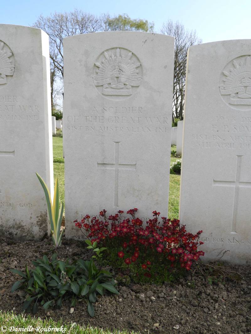 23AdelaideCemeteryVillers-Bretonneuxwoe12apr17.jpg