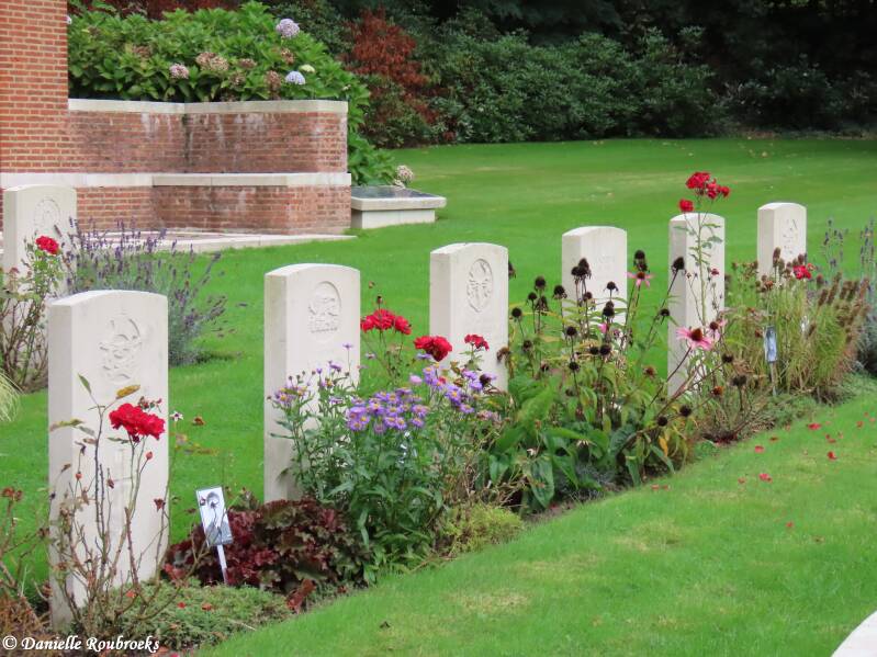 25-mook-war-cemetery-faces-za19sep26-standard.jpg