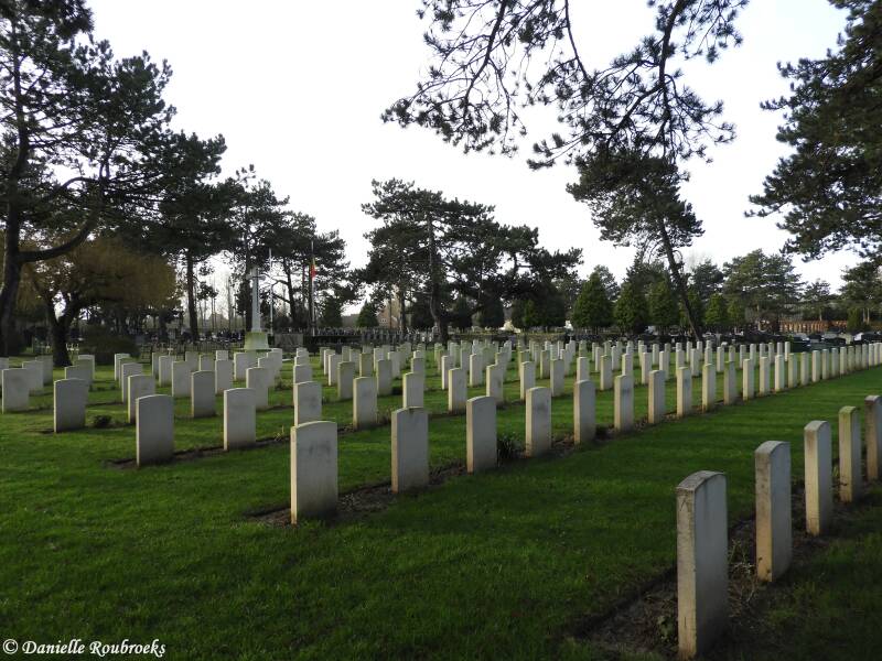 25OostduinkerkeCommunalvr22jan21.jpg