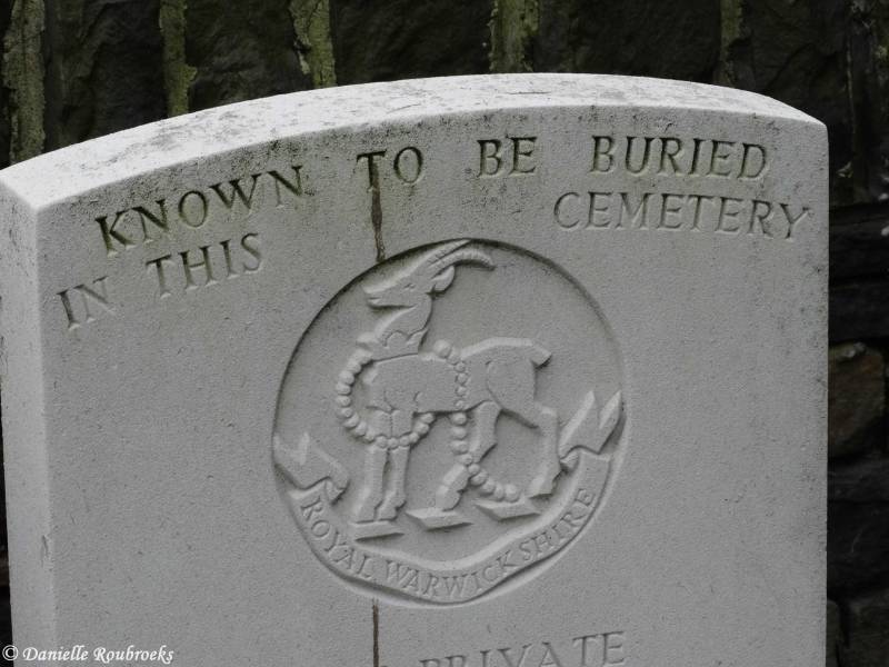 28HouplinesComCemExt.jpg