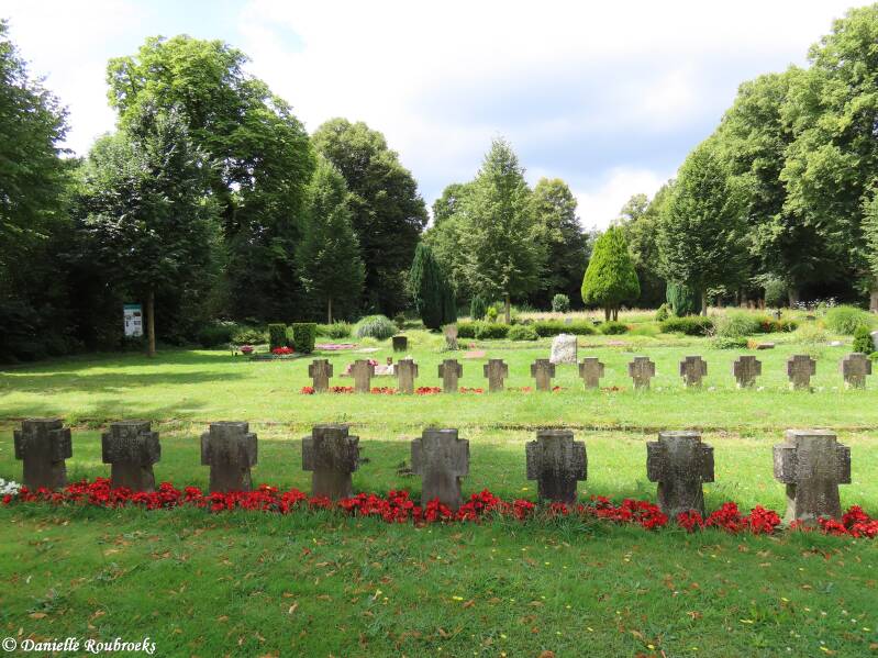32-oldenburg-neuer-friedhof-woe24jul24-standard.jpg