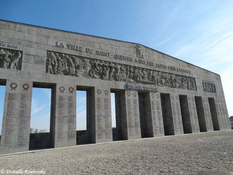 32Saint-QuentinMonumentvr22ma19.jpg