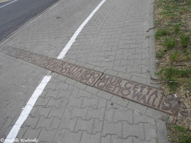 33GettoWarsaw.jpg