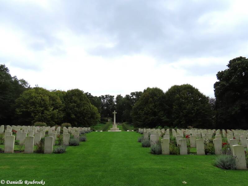 35-mook-war-cemetery-faces-za19sep26-standard.jpg