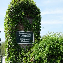 01SebourgComCem.jpg