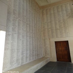 26MeninGate.jpg