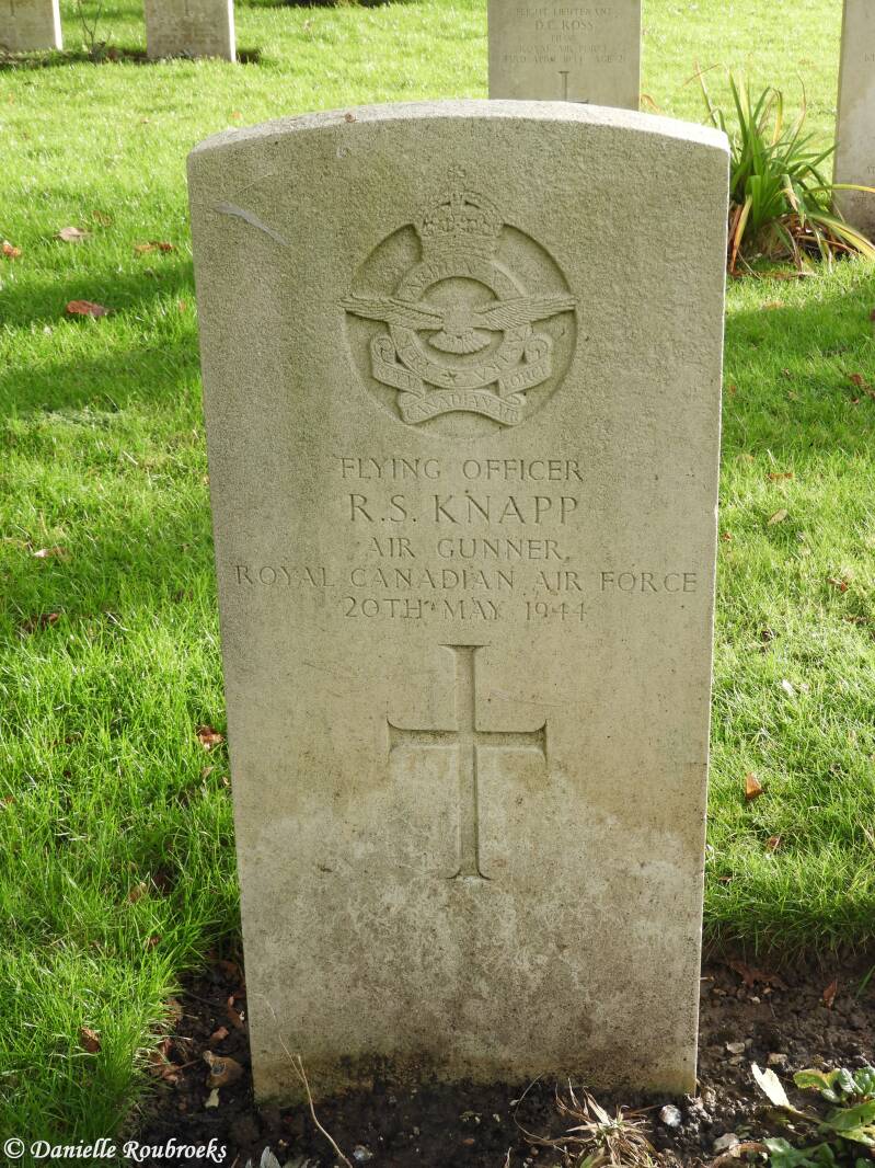 41StPolWarCemeterydi28dec21.jpg