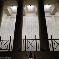 24MeninGate.jpg
