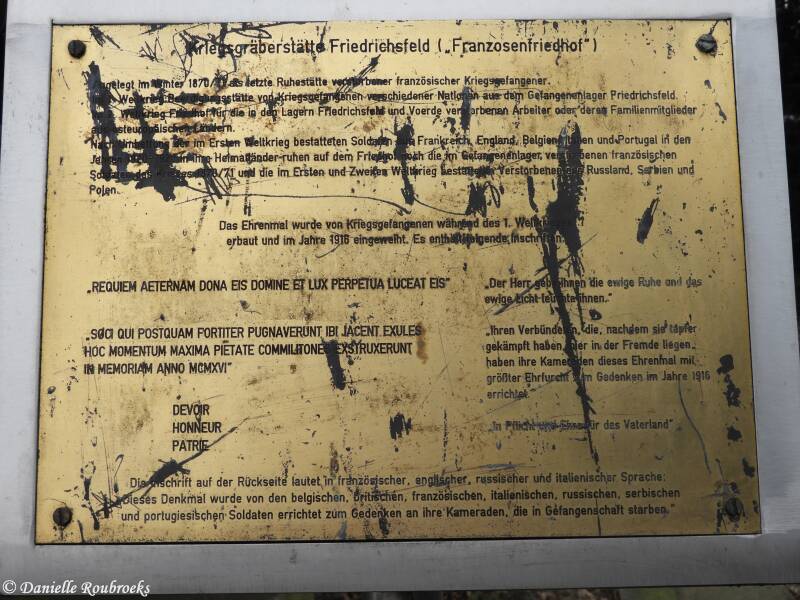 53friedrichsfeldfranzosenfriedhofdi8feb22.jpg