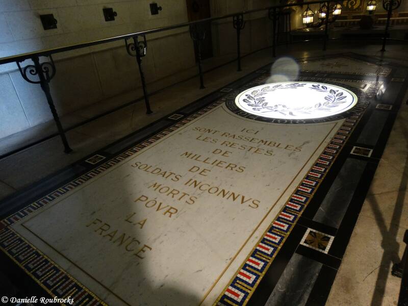 56NotreDamedeLorettewoe8ma17.jpg