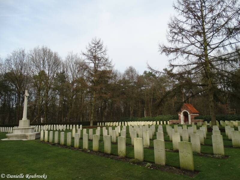 56OverloonWarCemeteryzo18feb18.jpg