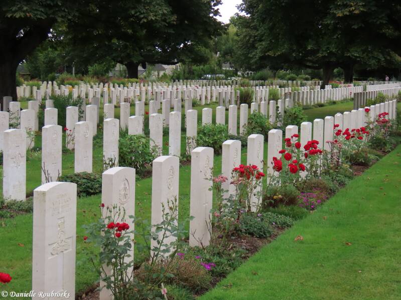 68-bayeux-war-cemetery-za30aug25-standard.jpg