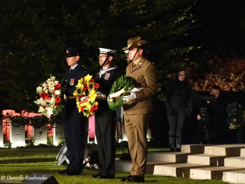 74DawnService26sep17.jpg