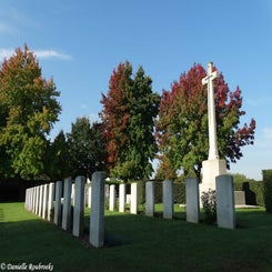 19FouquieresChurchExtza6okt18.jpg