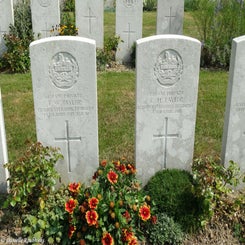 19StVenant-RobecqRoadBCvr26aug16.jpg