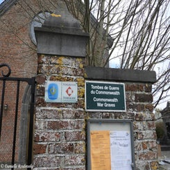 01eceulinchurchyardwoe19apr23.jpg