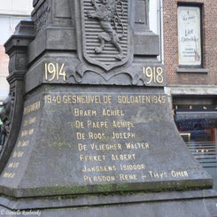 03stekenemonumentzo16jan22.jpg