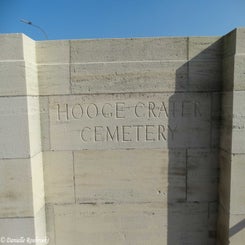 01HoogeCrater.jpg