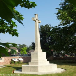 21CambrinChurchyardExtvr26aug16.jpg