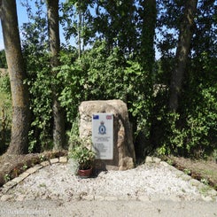 01froidhierstirlingmonumentdo2jun22.jpg