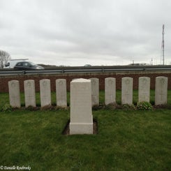 04NineElmsdo15ma18.jpg