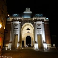 102MeninGate-1.jpg