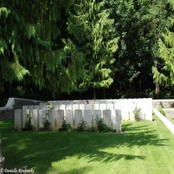 06BecourtMilitaryCemeterywoe17jul19.jpg