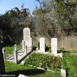 03GrevenbichtProtChurchyardma17sep18.jpg