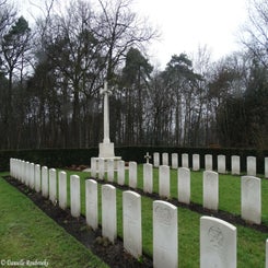 14SwartbroekChurchyarddo22ma18.jpg