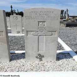09TaintigniesComzo18apr21.jpg