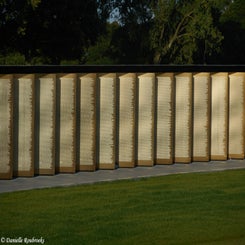 12NotreDamedeLoretteMemorialza26sep15.jpg